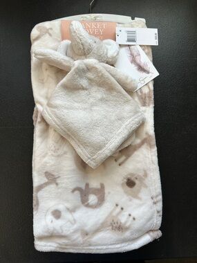 Jessica Simpson Zoo Animal Baby Blanket with Elephant Lovey 2 Piece Set NWT